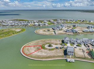 182 Foxtail Ln, Rockport, TX 78382