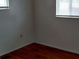 1072 Redleaf Ln, Ypsilanti, MI