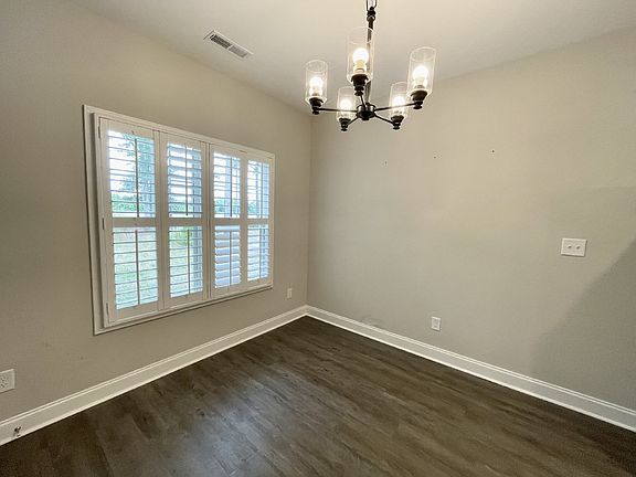 5th image of 5177 Maxwell Rd