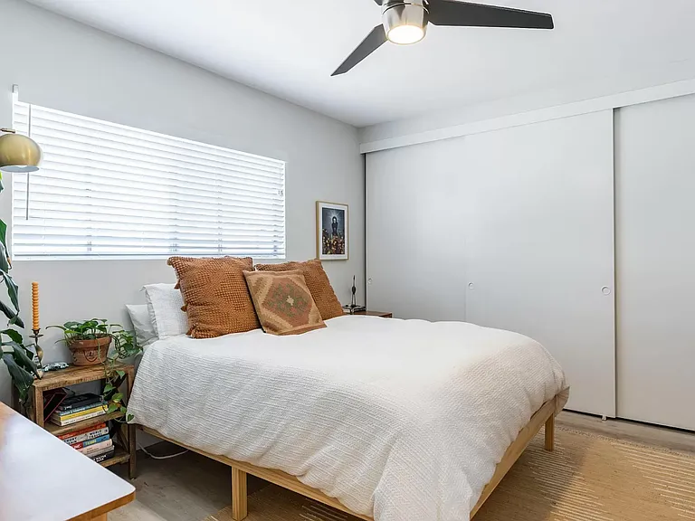 1524 Missouri St #8 — Photo 17