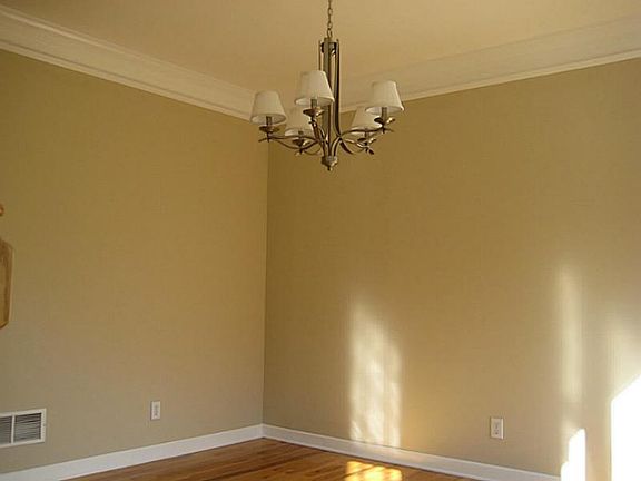 3rd image of 215 Judson Way