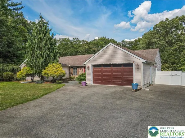 128 Van Ams Way, Stroudsburg, PA 18360