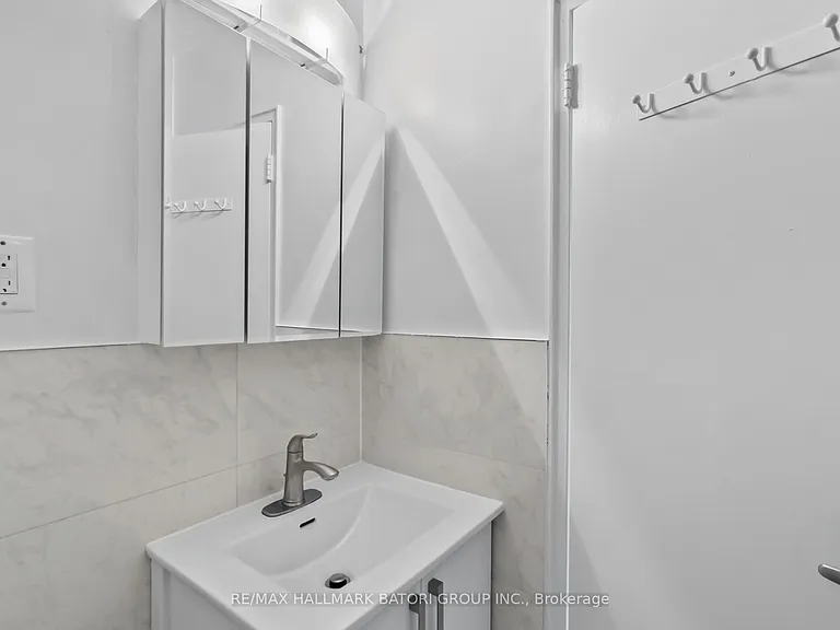 159 Russell Hill Rd #403 — Photo 13