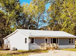 604 Laclede Ave, Brookfield, MO 64628
