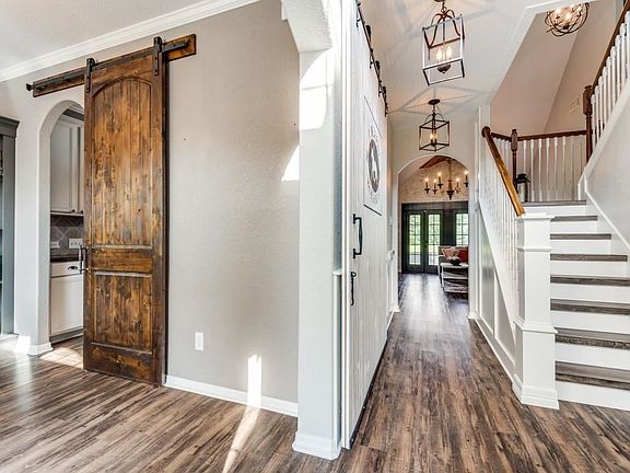 5th image of 8011 N Tarrytown Crossing Dr