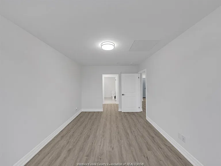 7337 Meo Blvd — Photo 12