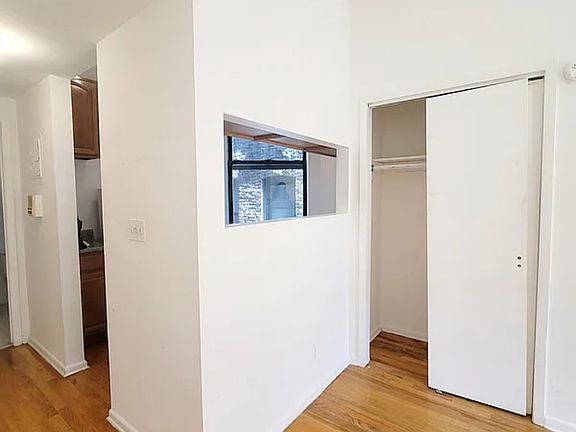 3rd image of 330 E 15th St APT 9