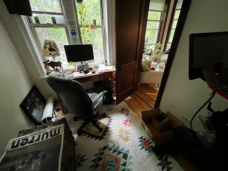 Den.