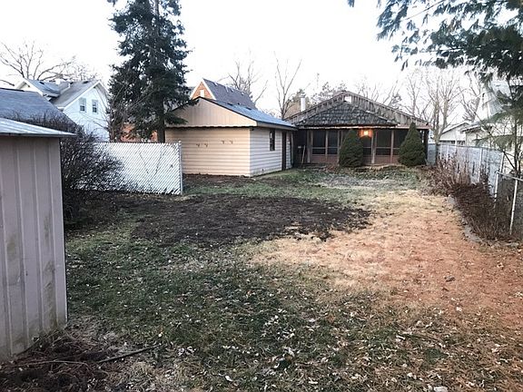 3rd image of 5423 Garden Plain Ave