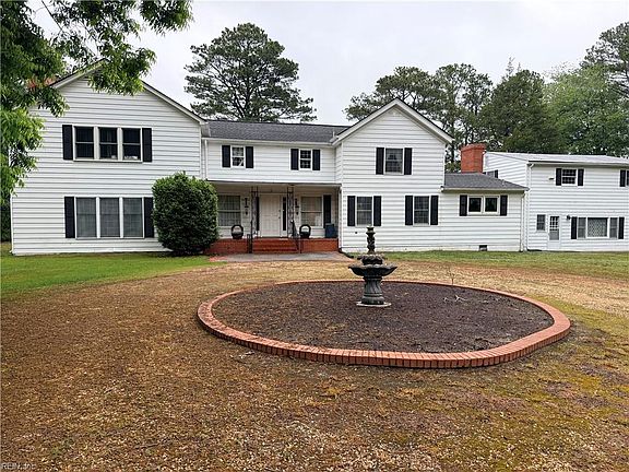 2nd image of 449 Quail Rd
