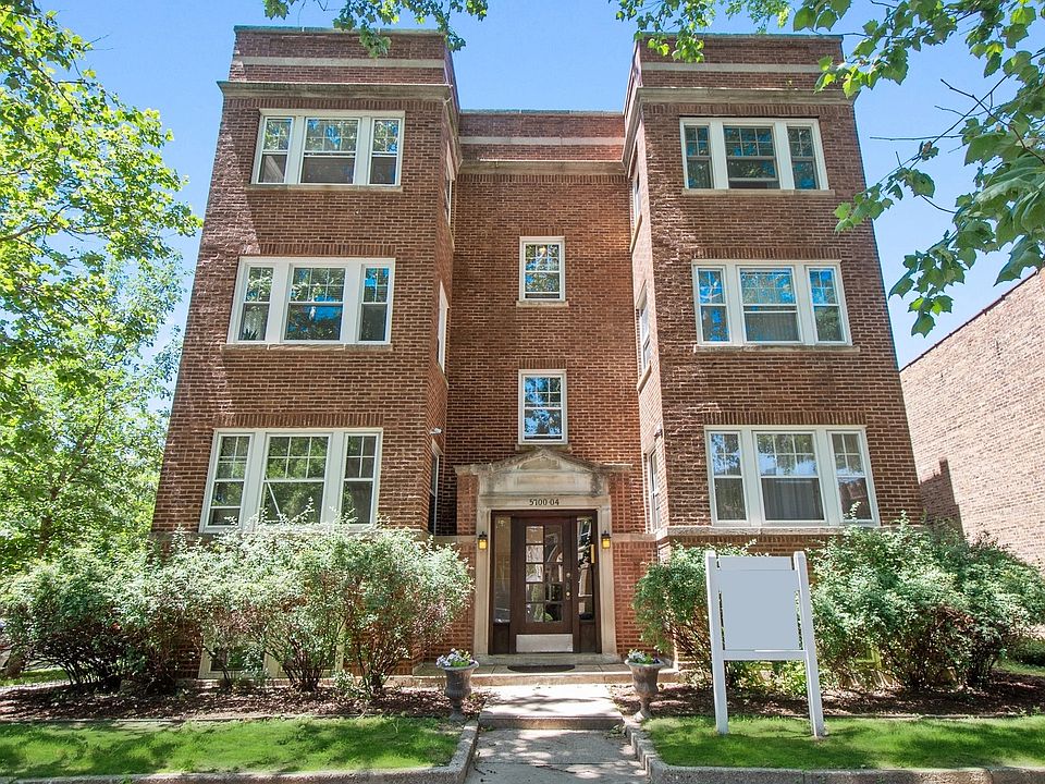 1st image of 5700 N Artesian Ave #1N