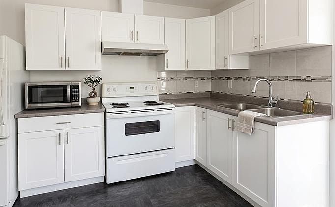2nd image of 10 116th St N #7