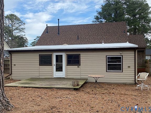5th image of 1206 Beverly Dr