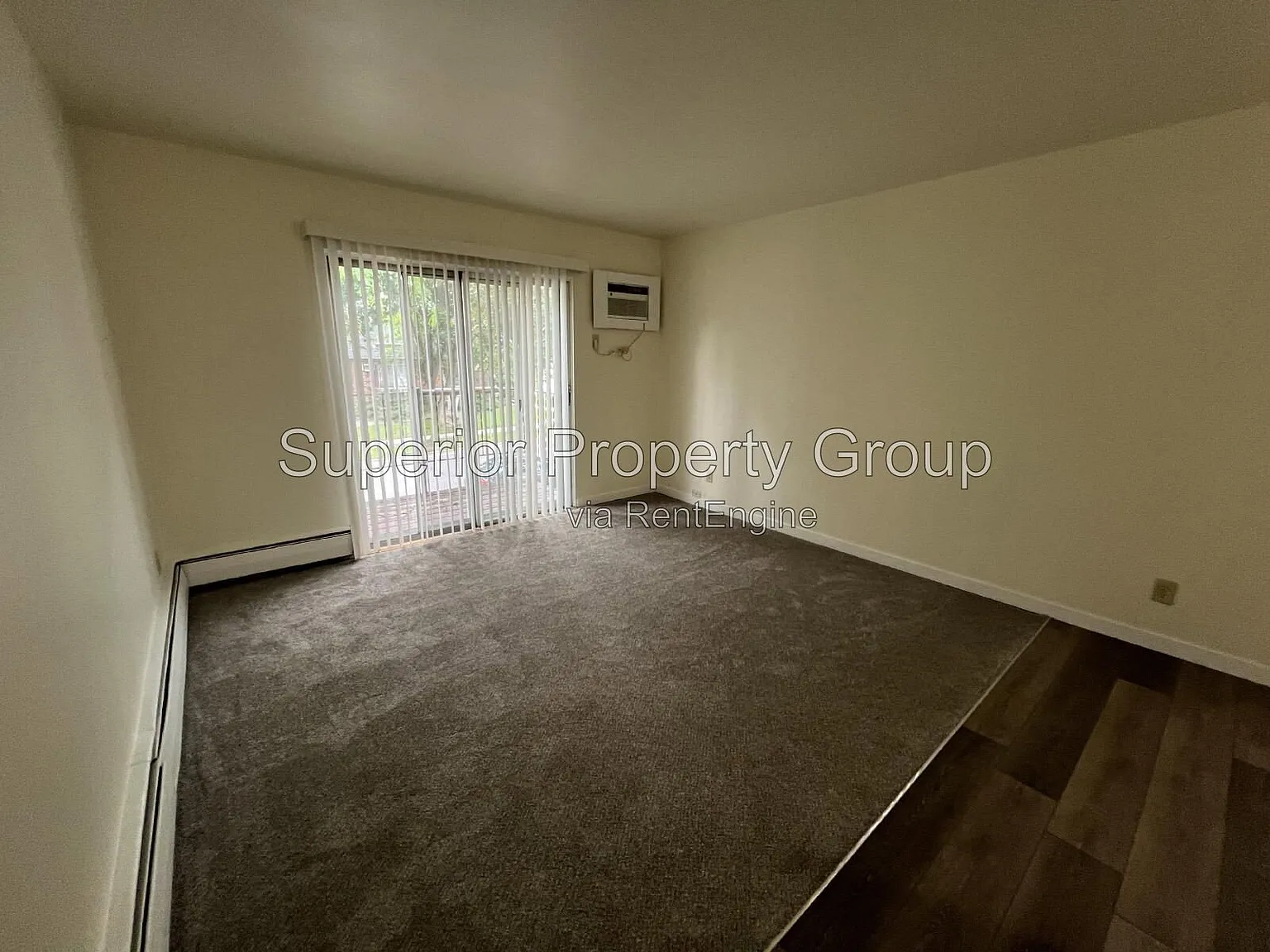 Studio, 1.0 bath, $950 — Photo 4