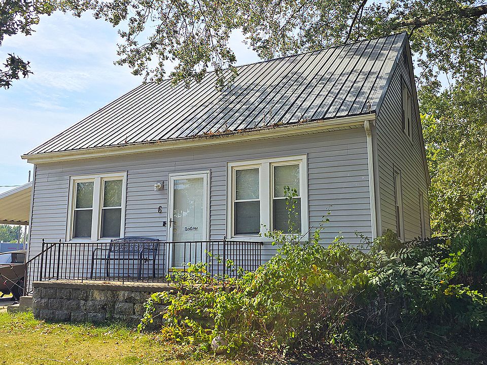 1st image of 6 Adrienne Dr