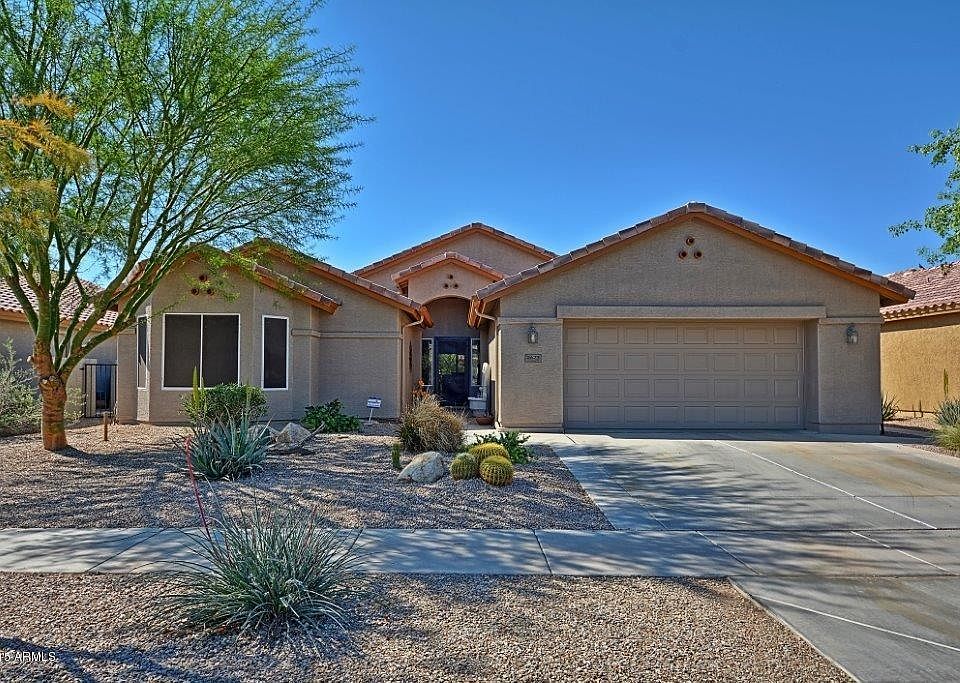 1st image of 2623 E Desert Wind Dr