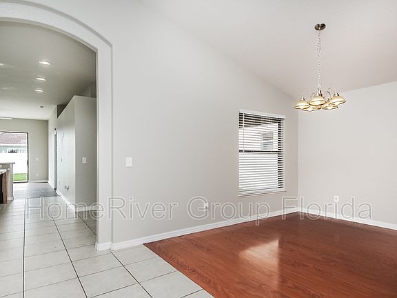 5th image of 2669 Eagle Cliff Dr