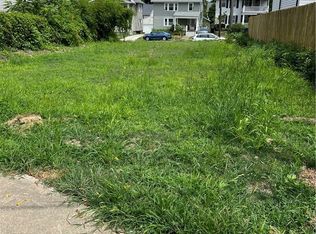 1464 Riverside Dr, Lakewood, OH 44107