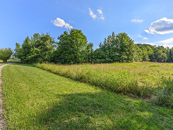 5th image of 4 Poplar Ridge Rd