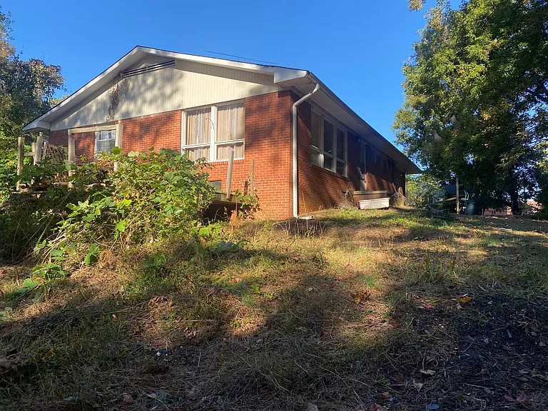 10211 Stephens Pond Dr — Photo 9
