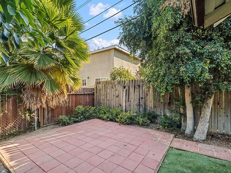 31 S Parkwood Ave — Photo 14
