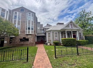 915 W 23rd St APT 206, Austin, TX 78705