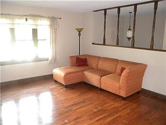 3rd image of 2408 Frances Ave