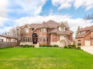 2200 De Cook Ave, Park Ridge, IL 60068