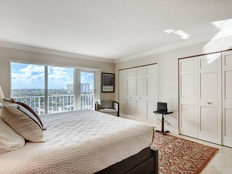 4301 N Ocean Blvd #607 — Photo 27