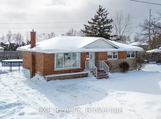 8857 Banting Ave, Niagara Falls, ON L2G7A1