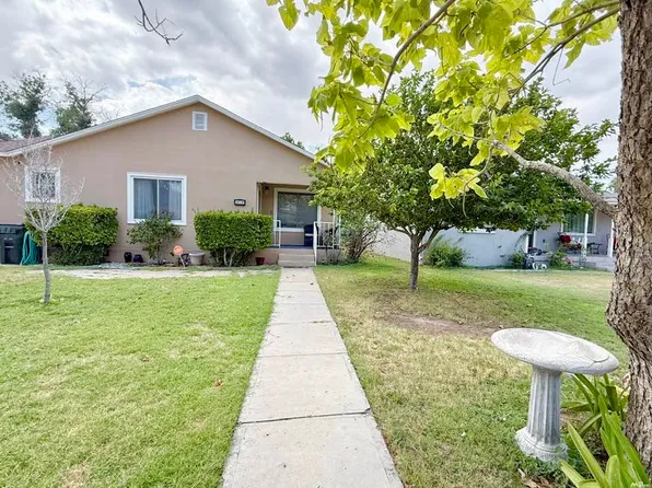 409 S Ash St, Carlsbad, NM 88220