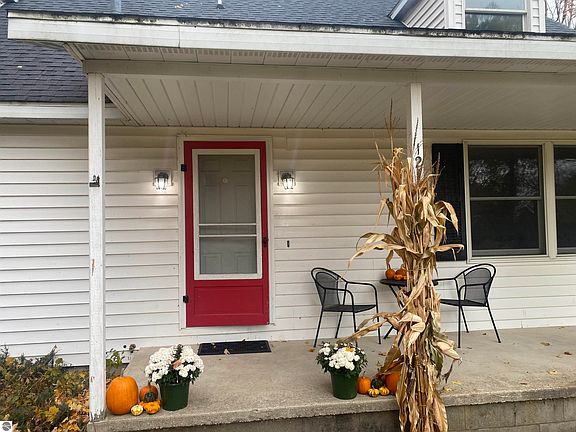 2nd image of 12134 Jonathon Dr