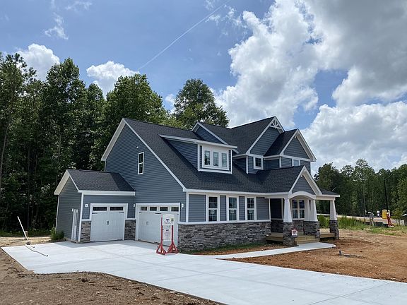 2nd image of 33 W Amber Oak Dr #88