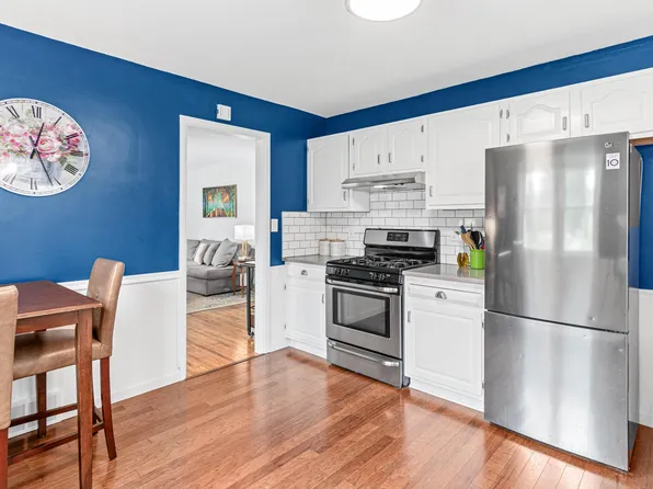 5316 47th Ave N, Crystal, MN 55422