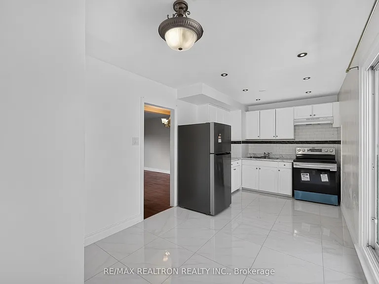 6 Sentinel Rd #5 — Photo 4