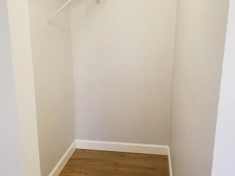 3633 Meriden Ave #A — Photo 14