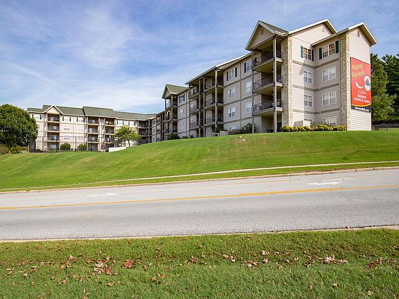 2nd image of 330 S Wildwood Dr #1-8