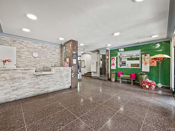 2nd image of 3131 Grand Concourse #2J