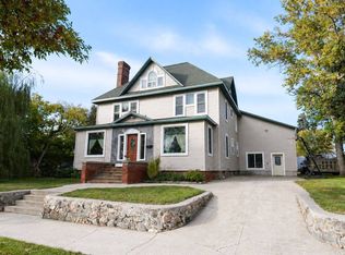 1001 3rd St NE, Devils Lake, ND 58301