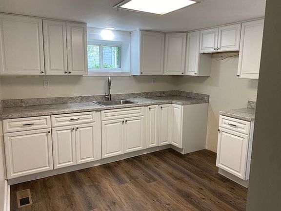 2nd image of 379 White St