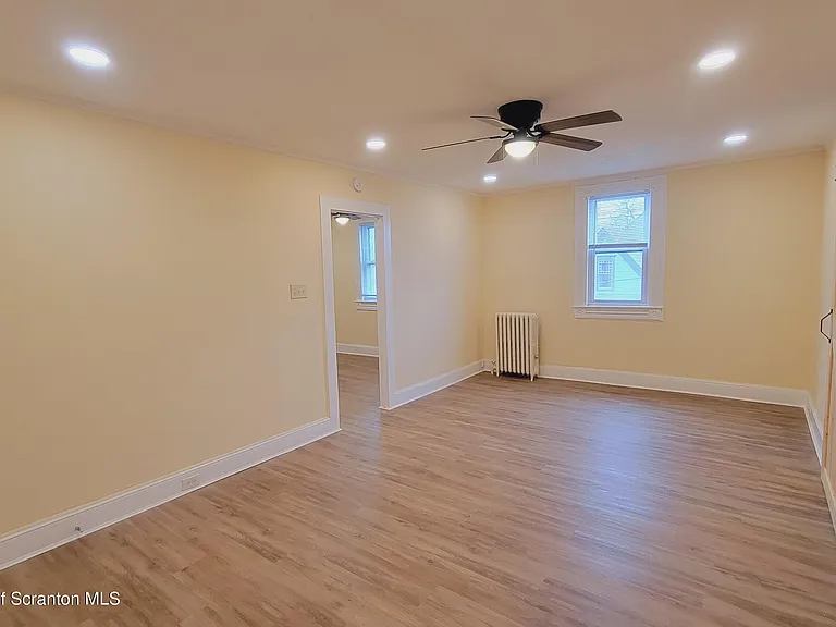 864 S Main St #3 — Photo 8