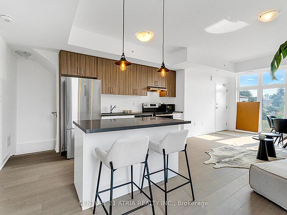 3rd image of 184 Angus Dr #8