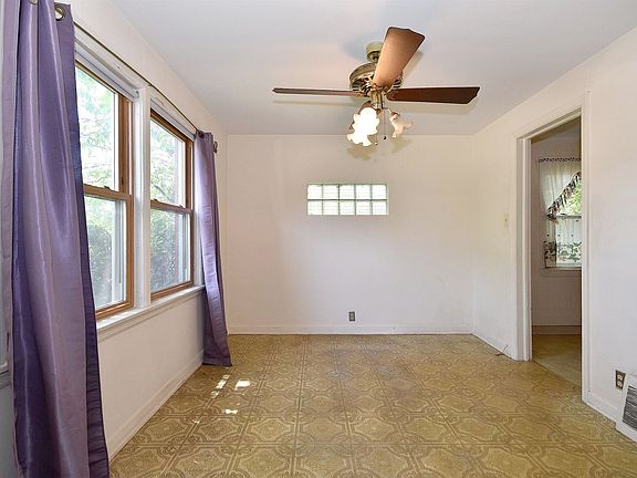 3rd image of 2725 Elder Ln