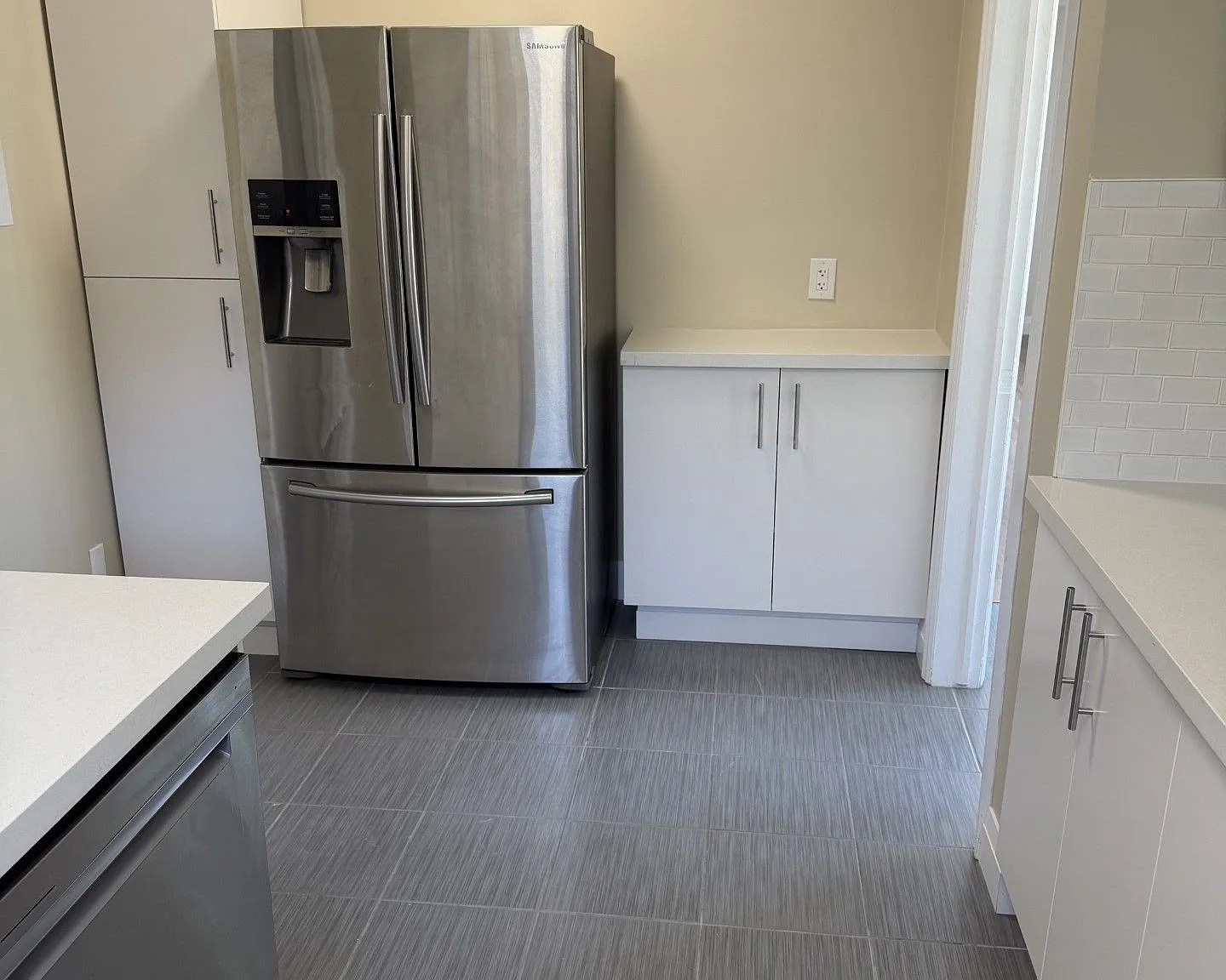 3 bed, $3,100 — Photo 3