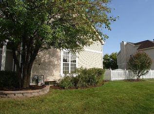 1249 Dunbarton Dr, Aurora, IL 60502