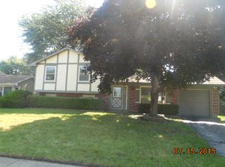 195 Grant Dr, Bolingbrook, IL