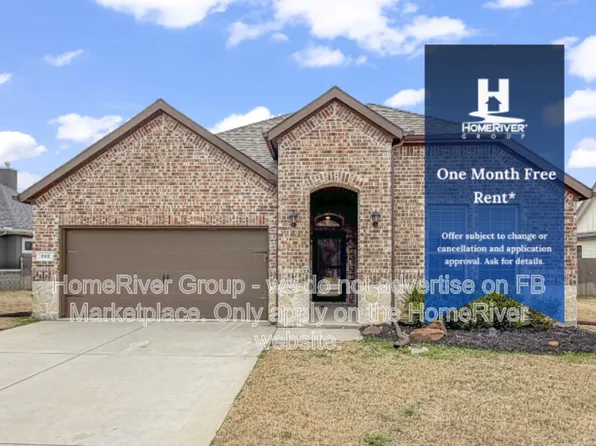 212 Lakeview Cir, Pilot Point, TX 76258