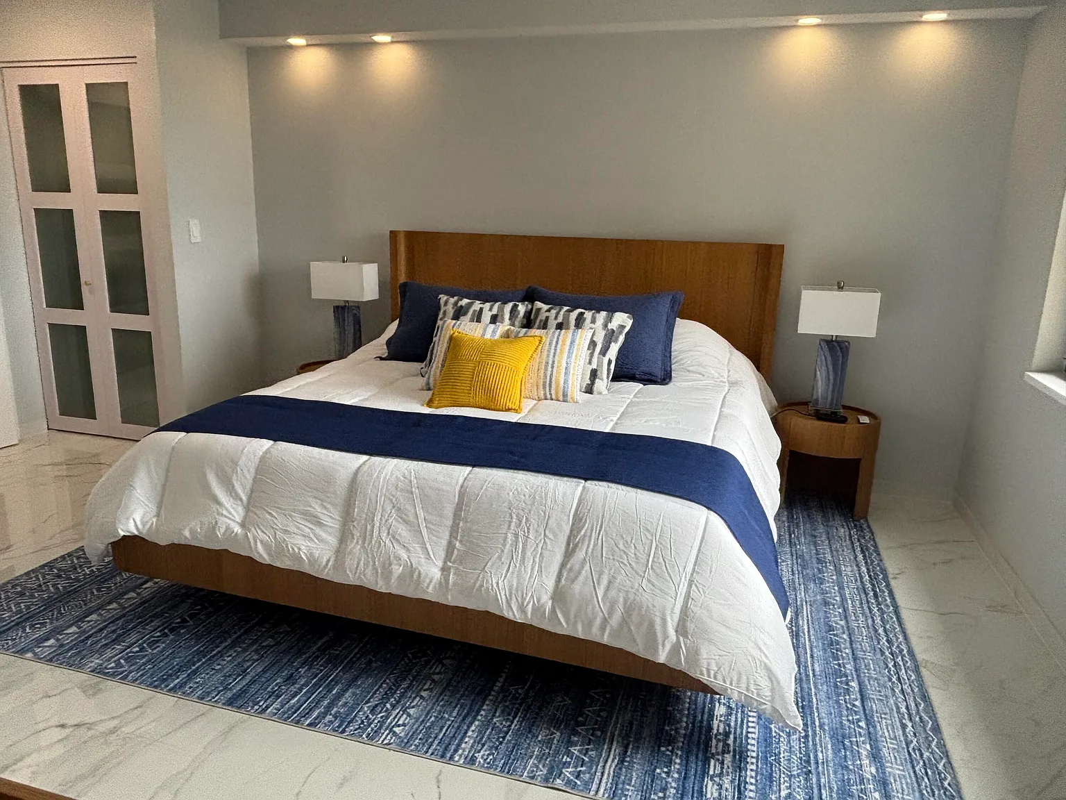 1 bed, 2.0 bath, 960 sqft, $4,000 — Photo 4