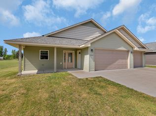 980 Acacia Dr S, Annandale, MN 55302