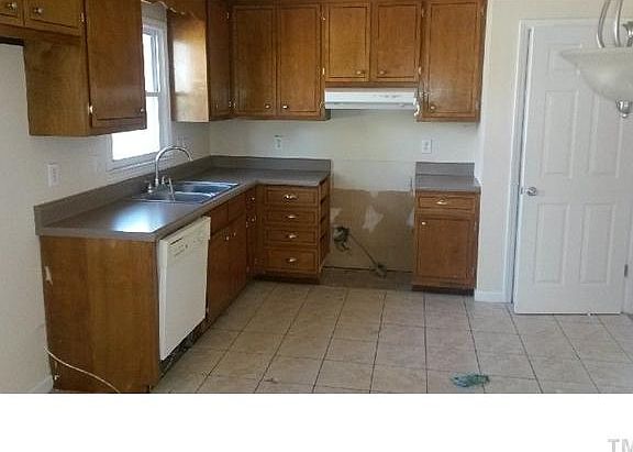 5th image of 951 Clarion Dr